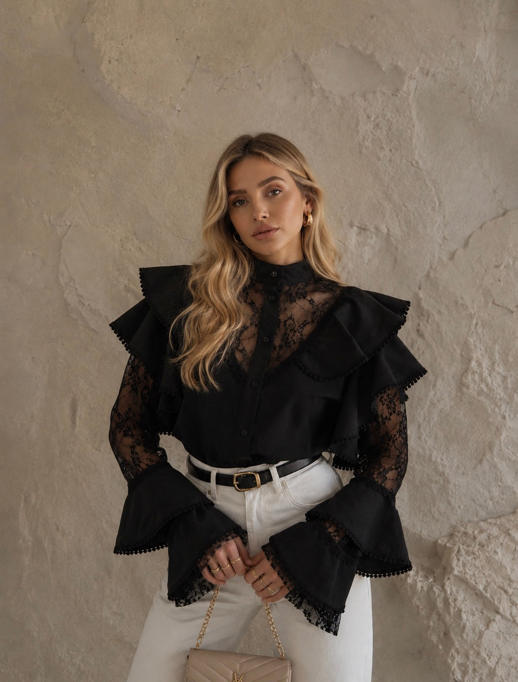 Volant & Spitze Bluse
