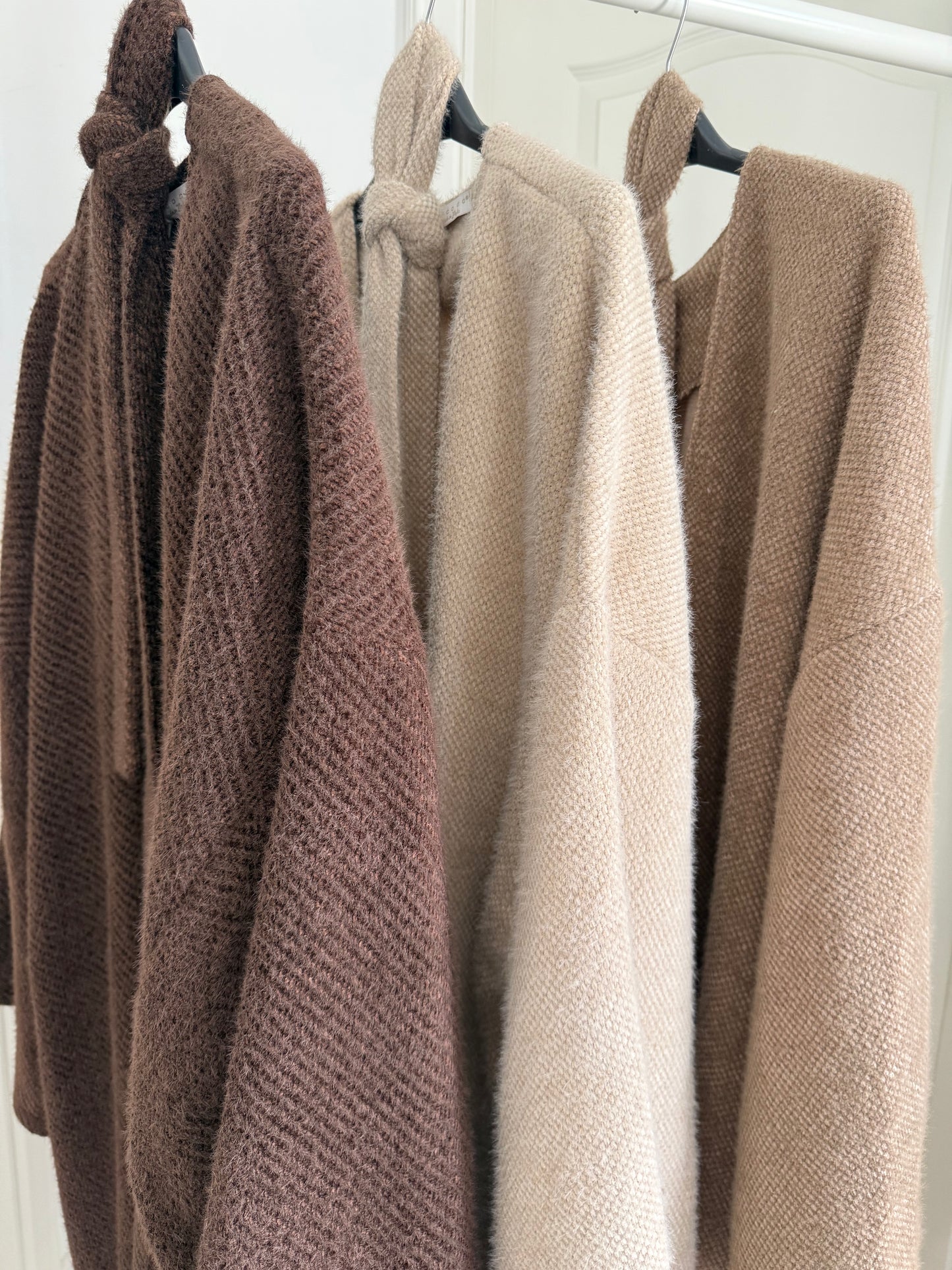 La Chleá-Cozy Chic Mantel