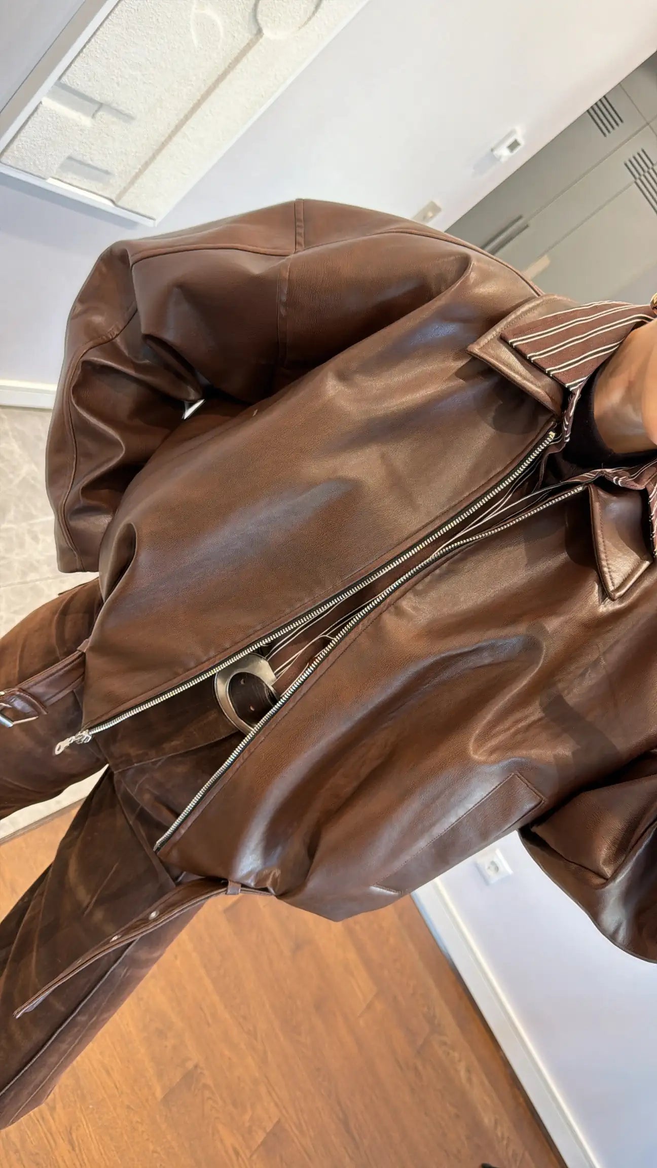 La Chleá-Trendige Kunstlederjacke-Modern&Komfortabel