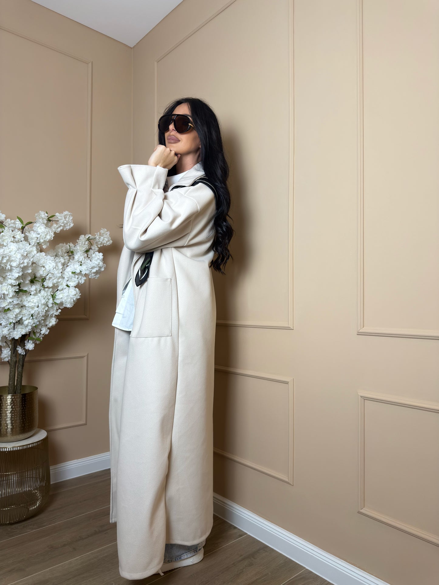 La Chleá – Winter Elegance Mantel