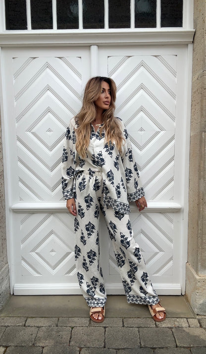 Zweiteiler mit Muster