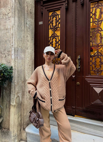 La Chlea „Tricolor V-Style“ – Jogging-Set