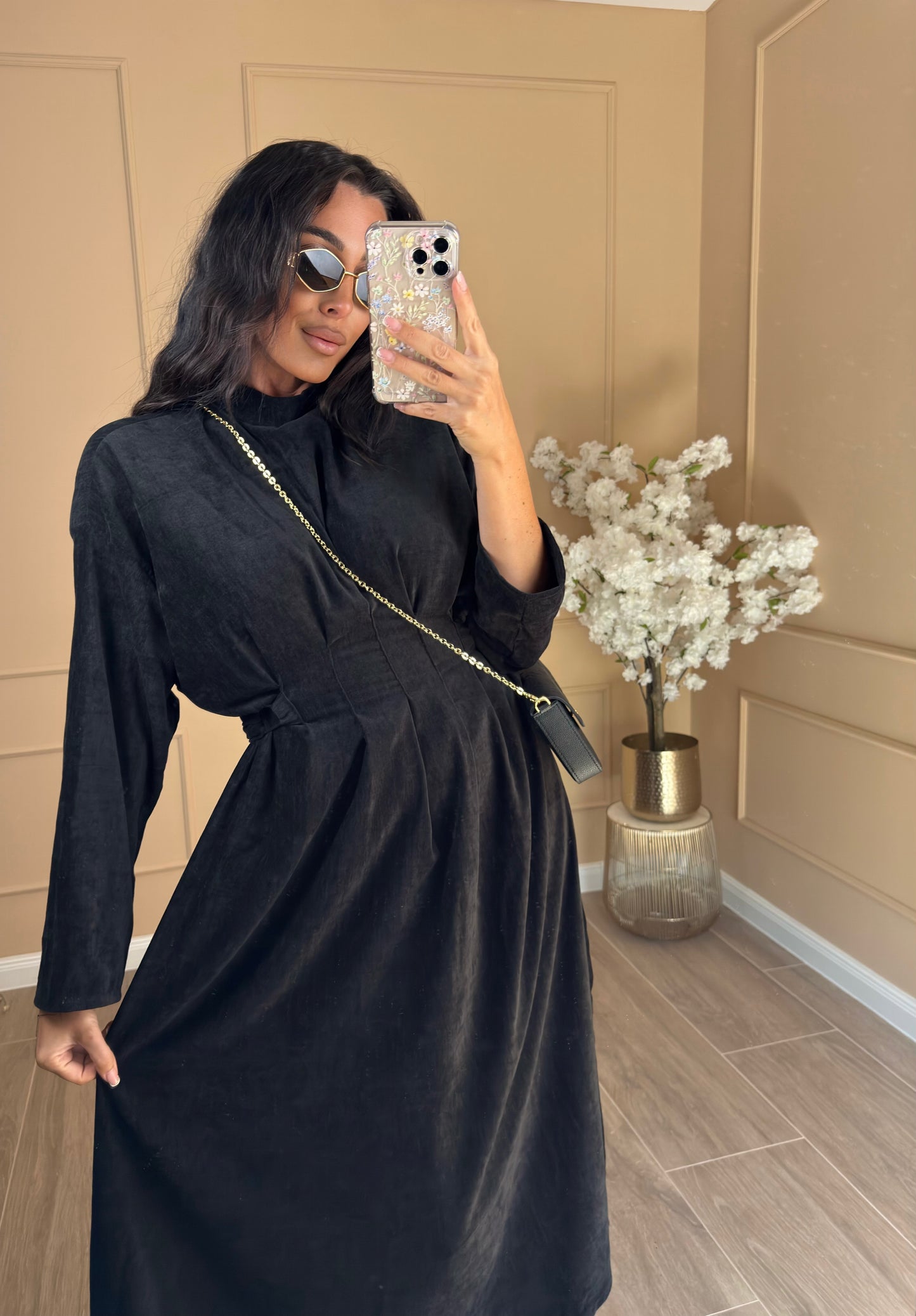 Maxi-Kleid mit langen Ärmeln