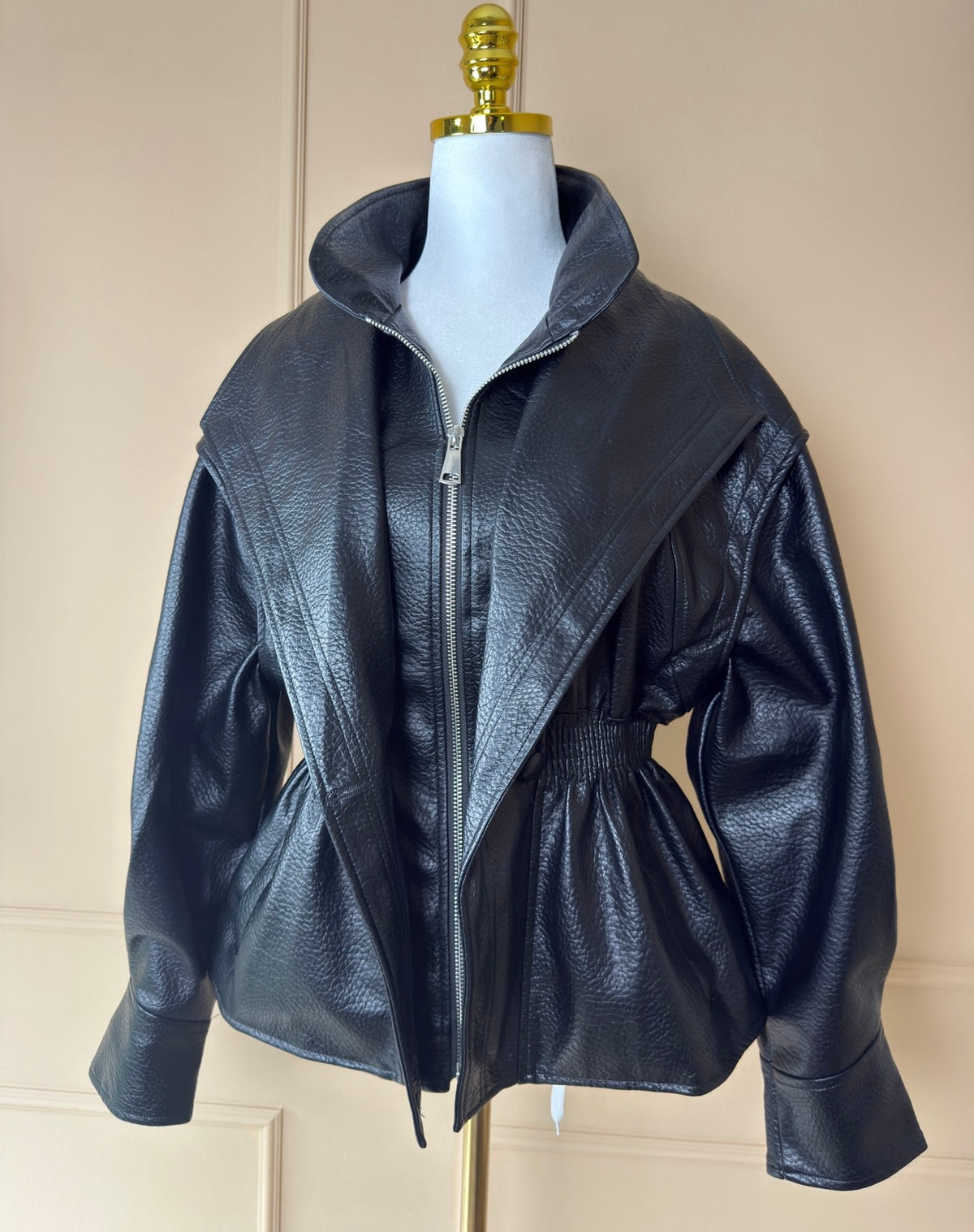 THE ICON Jacket