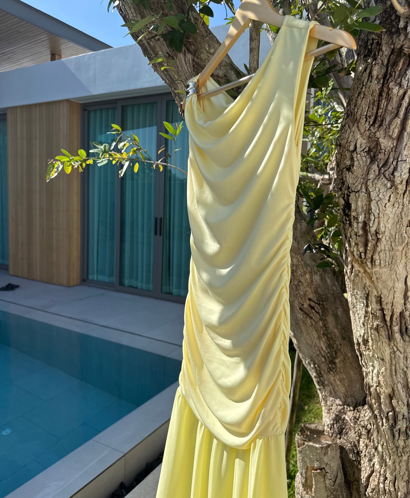 Soft Yellow Flow Dress