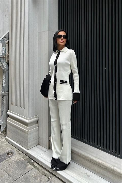 Zweiteiler-Set in Weiß mit schwarzen Akzenten