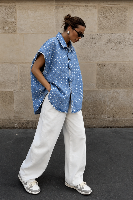 Oversize Jeansweste mit Polka Dots & Statement-Knöpfen