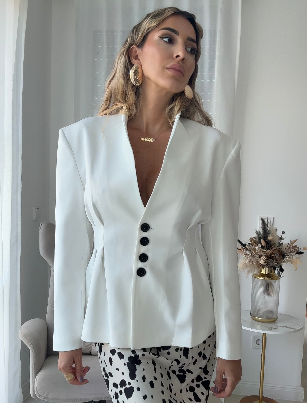 La Chleá Blazer-Kurz-Modern, feminin und raffiniert