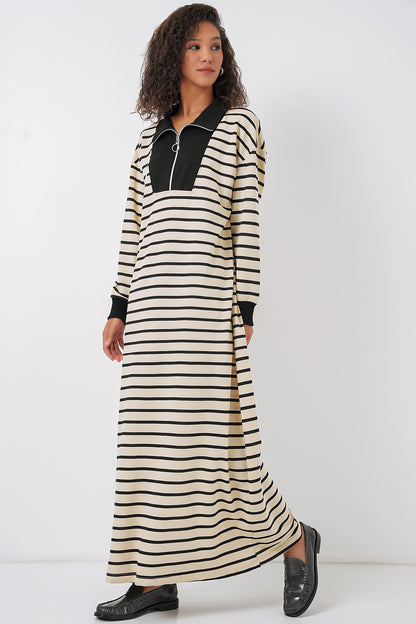 La Chleá-Langes Kleid mit Linien – Casual & Cool