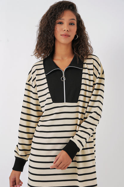 La Chleá-Langes Kleid mit Linien – Casual & Cool