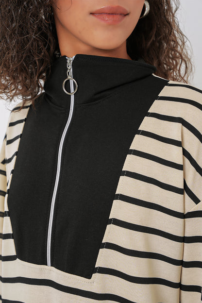 La Chleá-Langes Kleid mit Linien – Casual & Cool