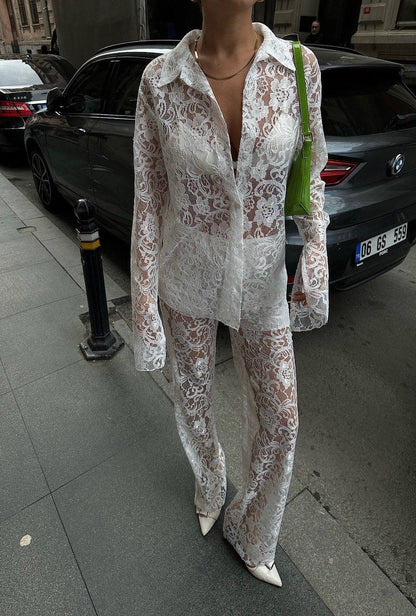 Weißes Traum-Set aus Spitze mit Hotpants