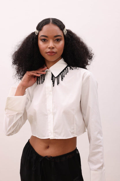 La Chleá-Hemd mit Kettenkragen