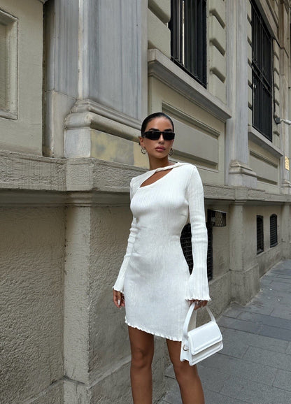 La Chleá – White Cutout Dress