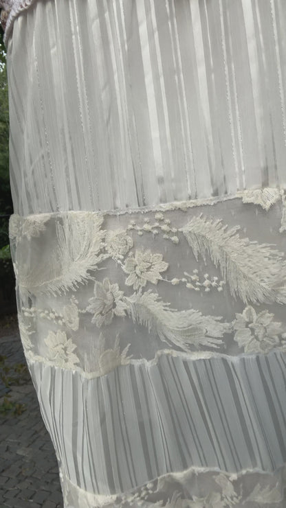 La Chleá Lía – Häkelkleid mit Spitzenromantik